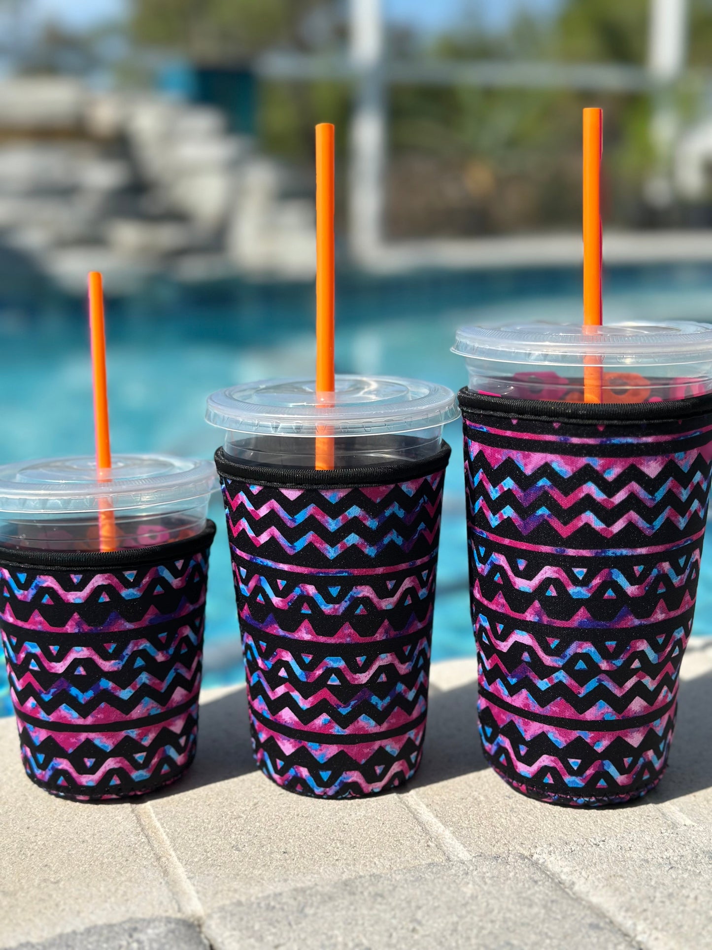 Cold Coffee Holder "Black Lines"