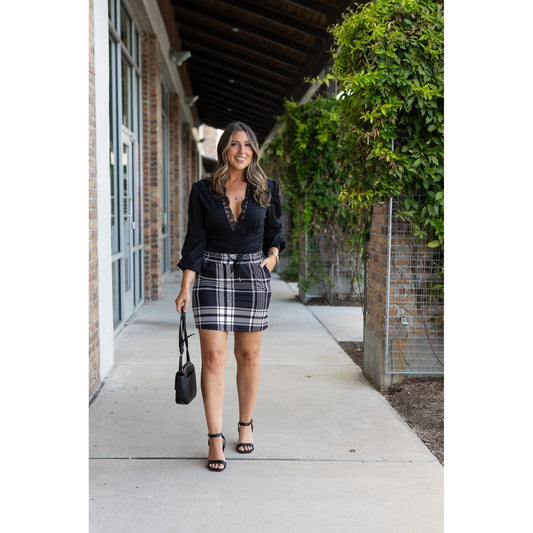 Ready to Ship | The Amelia - Black And White Plaid Jogger Skirt