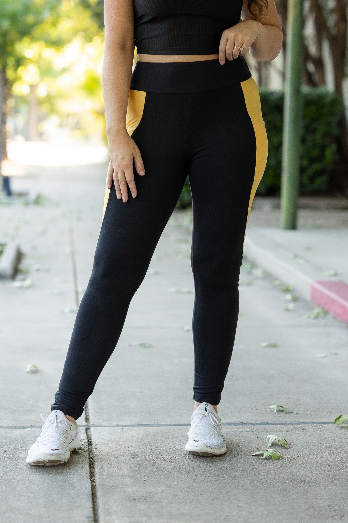 Julia Rose Yasmine Yellow Panel Full Length Leggings women’s boutique leggings front view, Woman wearing Julia Rose Yasmine leggings with yellow panel detail