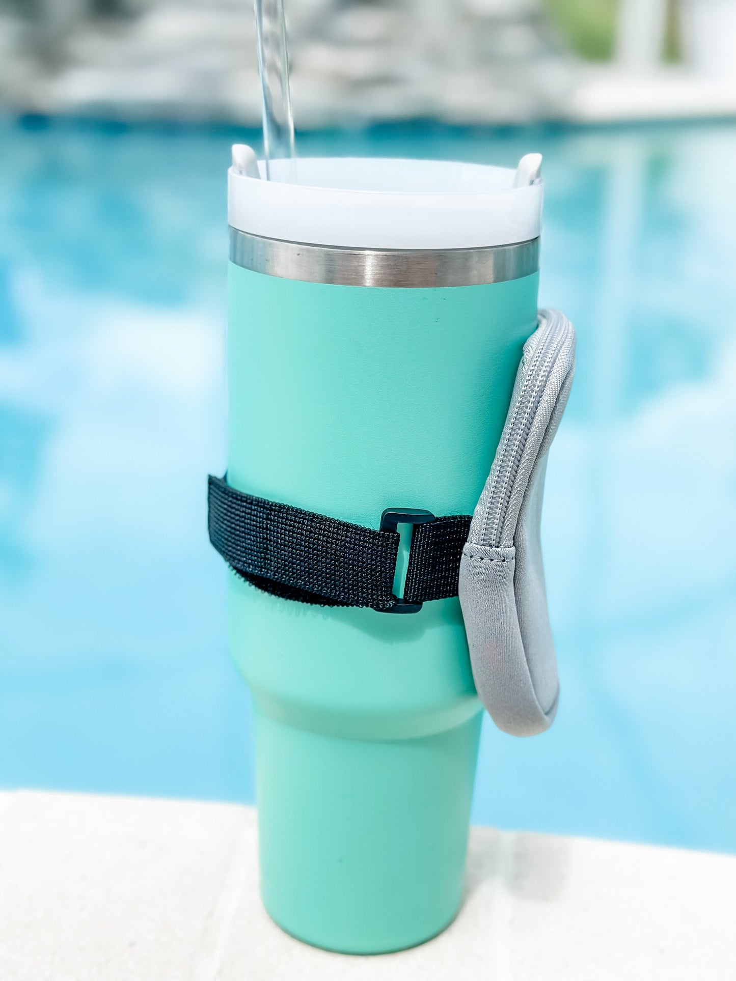 "The Billie" Cup Bag Light Gray