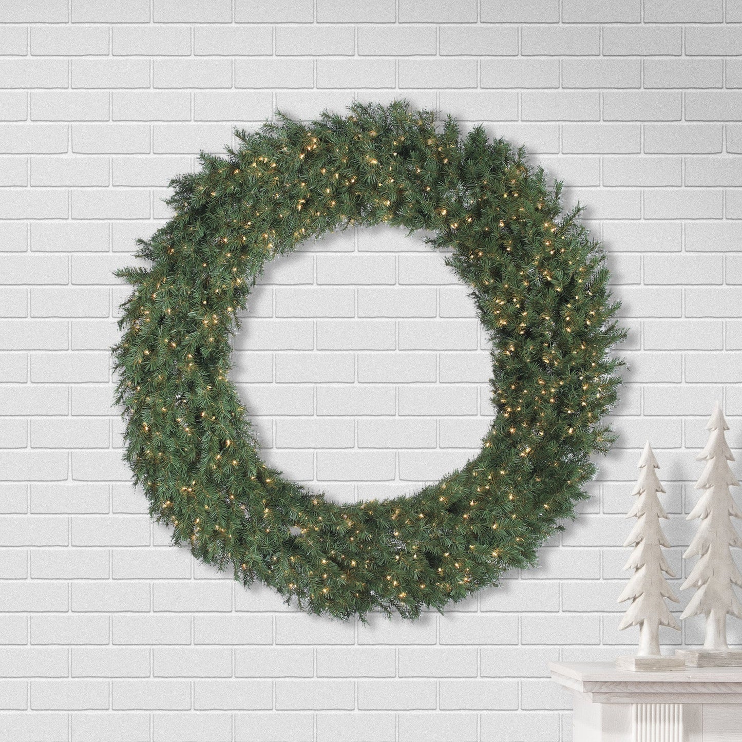 Huge 5 Foot Aspen Spruce Wreath - Clear Lights