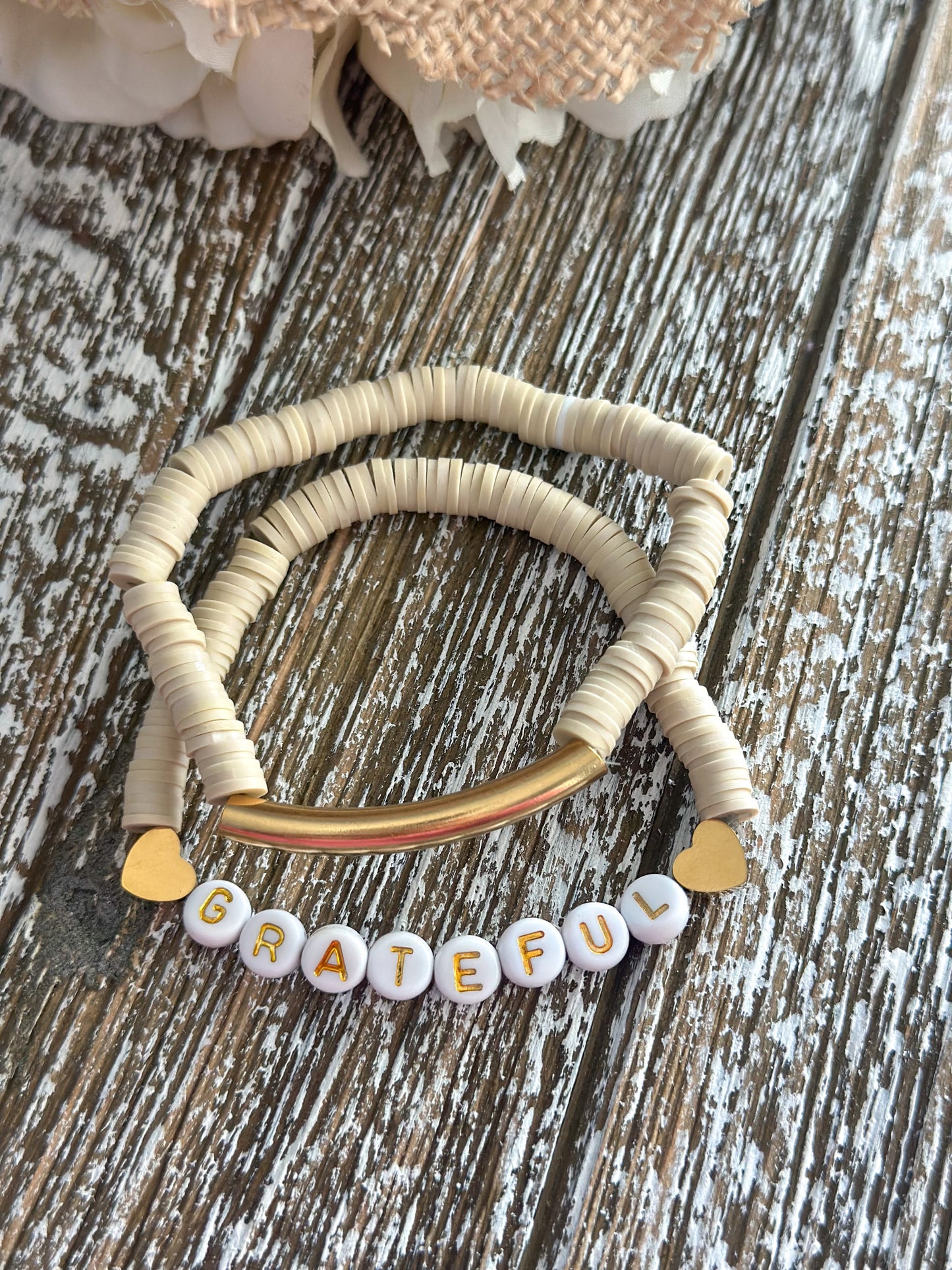 Heishi Bracelet Set "Grateful" Beige