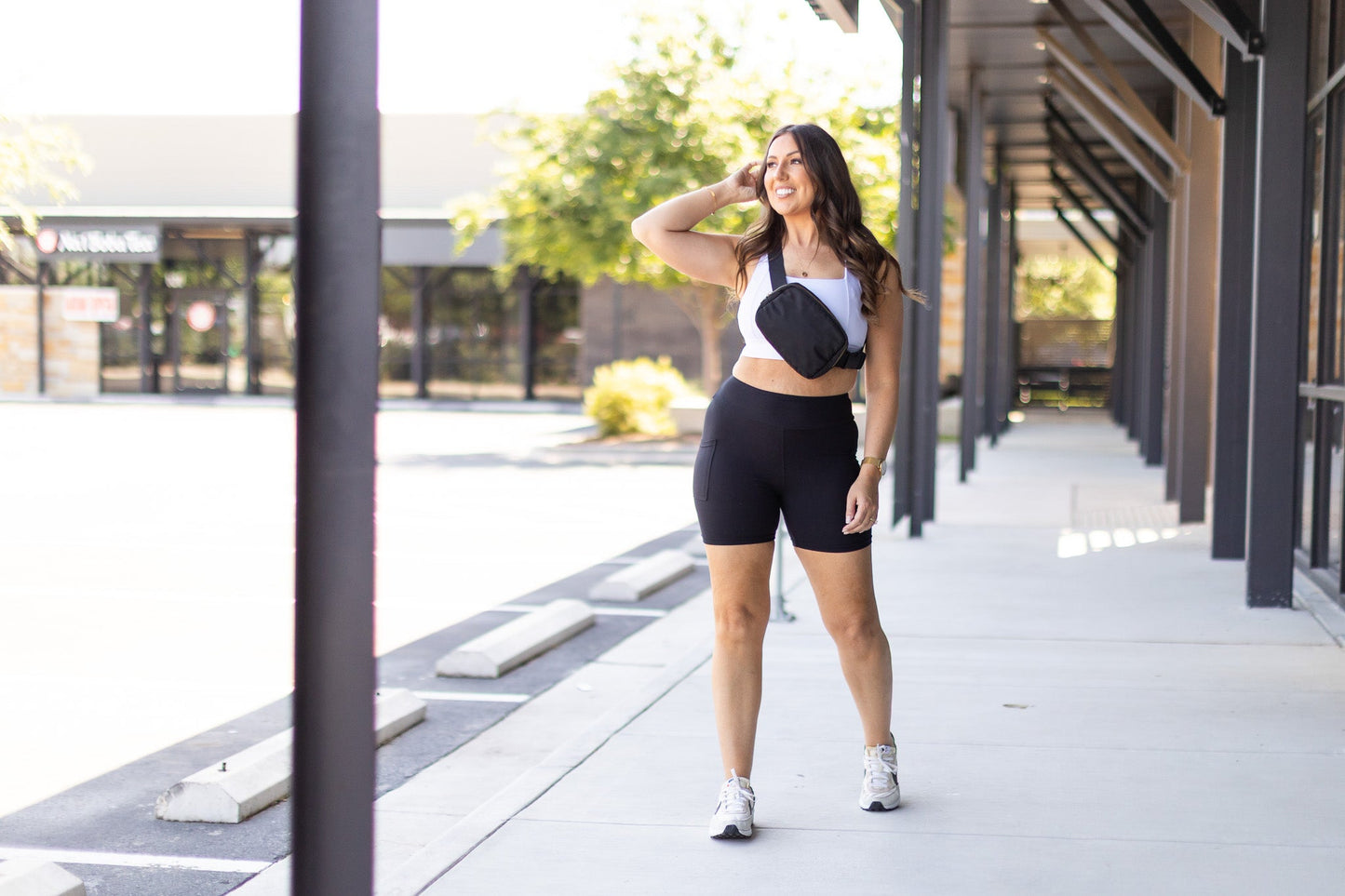 Ready to Ship | The Maggie - Black REGULAR Waistband Biker 5" 