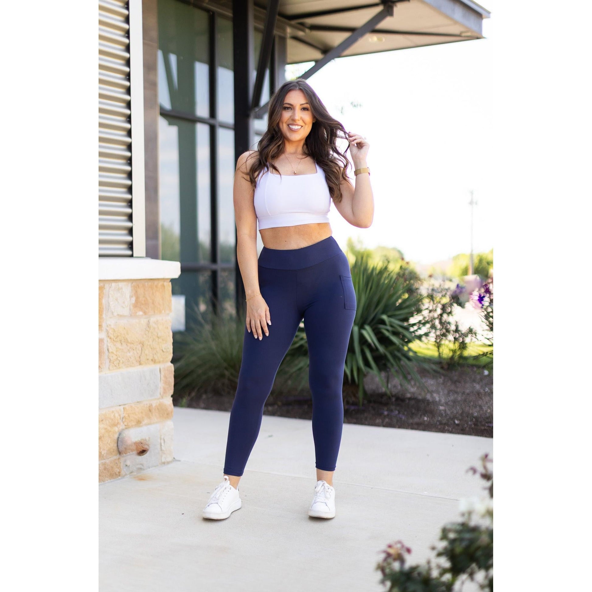 Julia Rose The Riley navy 7/8 ankle length leggings with pockets, high-waisted women’s leggings