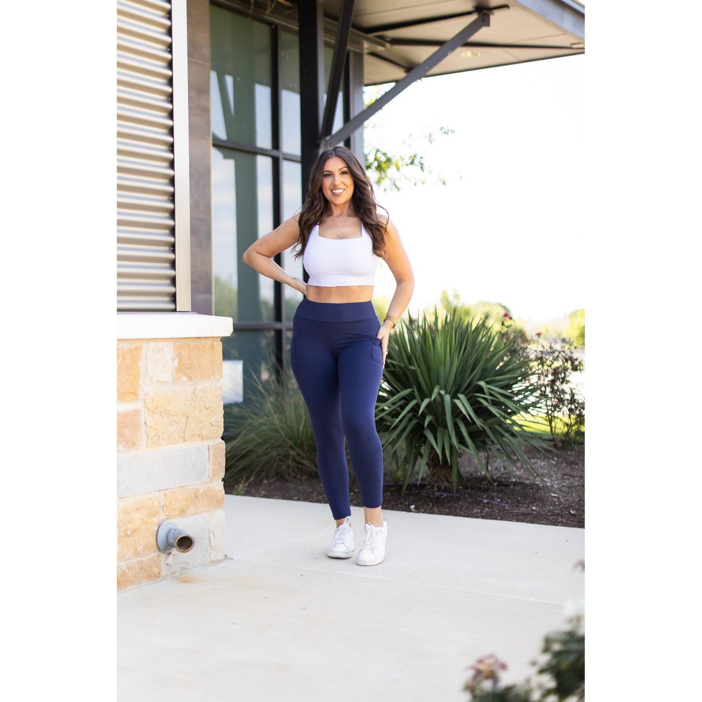 Julia Rose The Riley navy 7/8 ankle length leggings with pockets, high-waisted women’s leggings