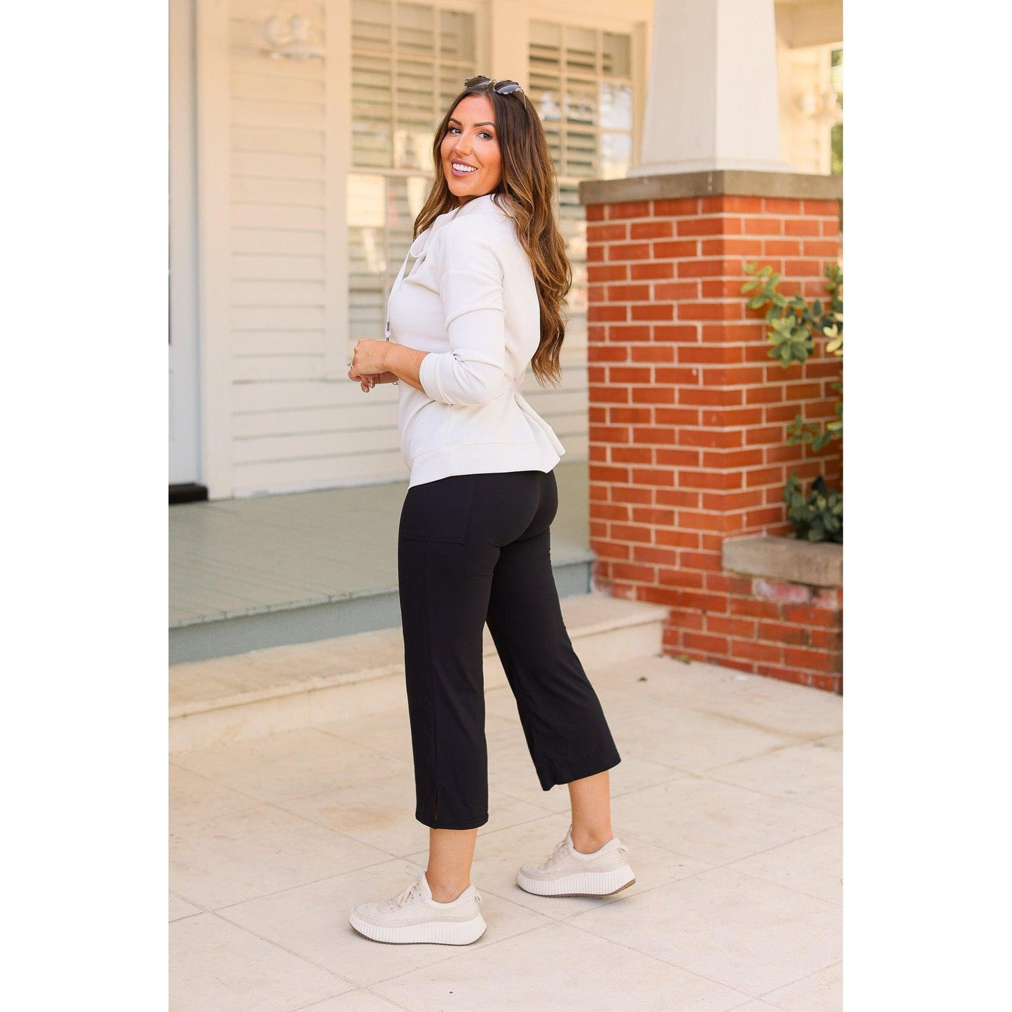 Julia Rose The Gabriella black high-waisted gaucho pants, Women wearing black gaucho pants high waisted