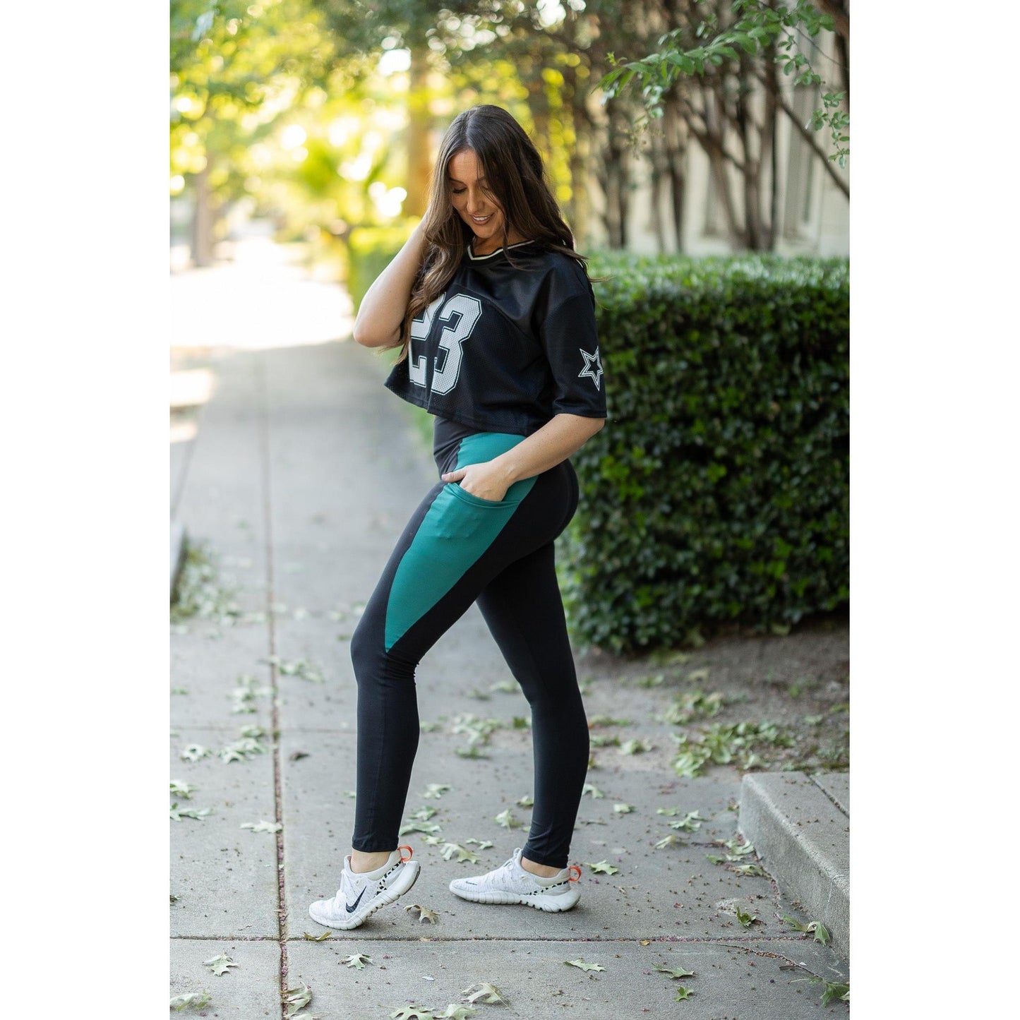 Julia Rose Gracie Green Panel Full Length Leggings women’s boutique leggings front view, Woman wearing Julia Rose Gracie leggings with green panel detail