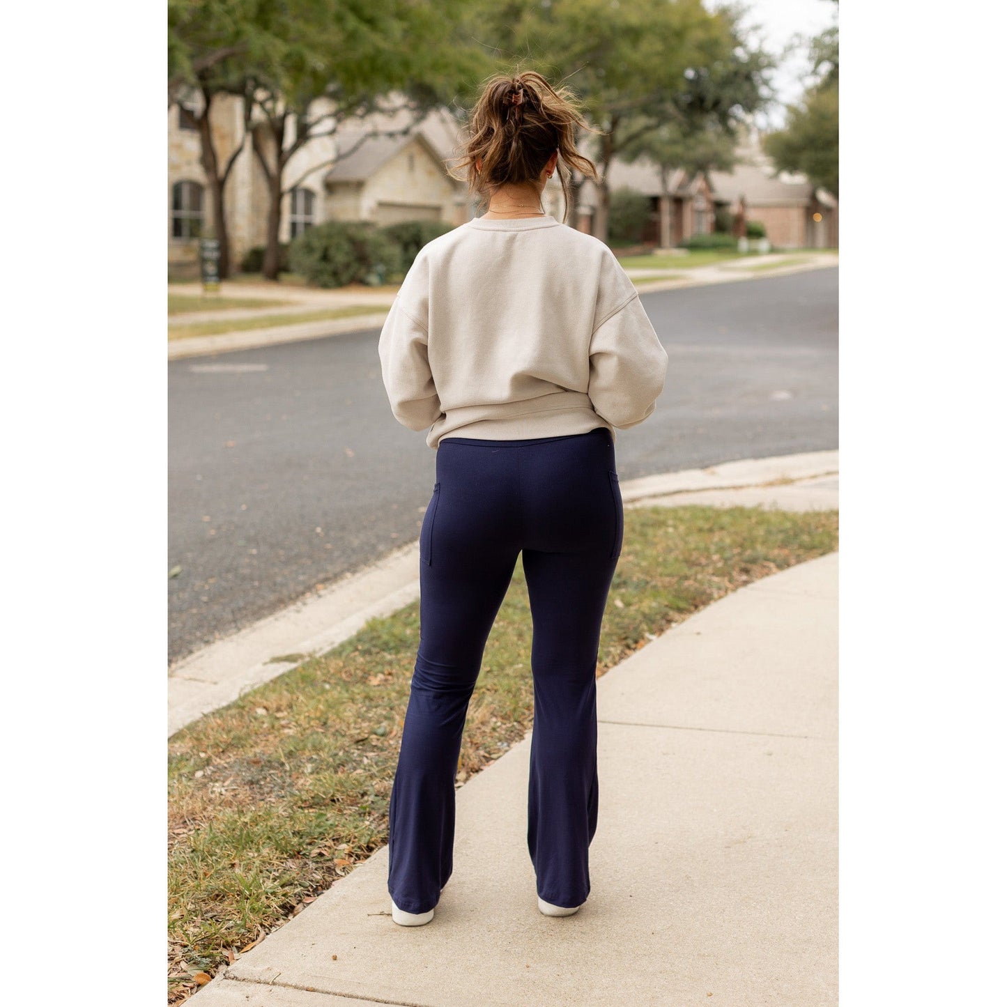 PreOrder  | The Mila - 30"  NAVY Bootcut Leggings with Pockets Round 3