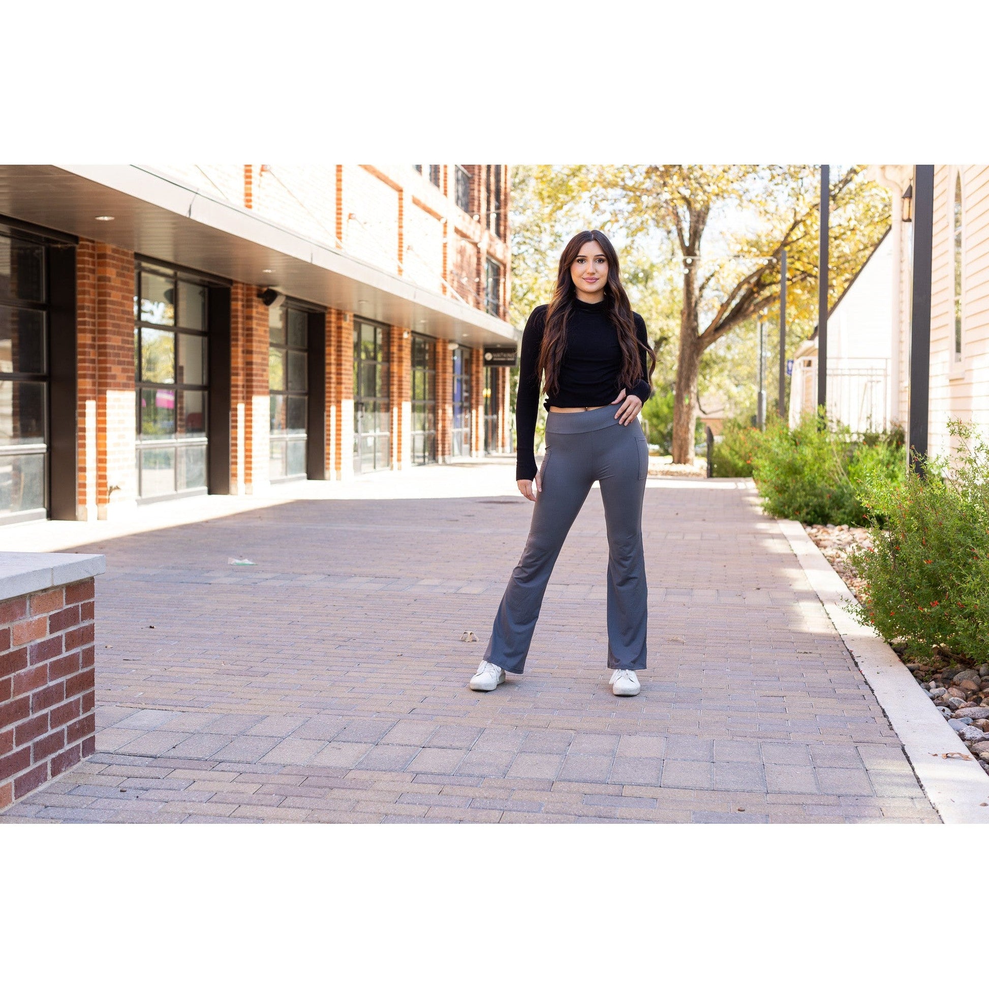 High-waisted charcoal bootcut leggings with pockets by Julia Rose, Julia Rose women’s charcoal flared leggings lifestyle image