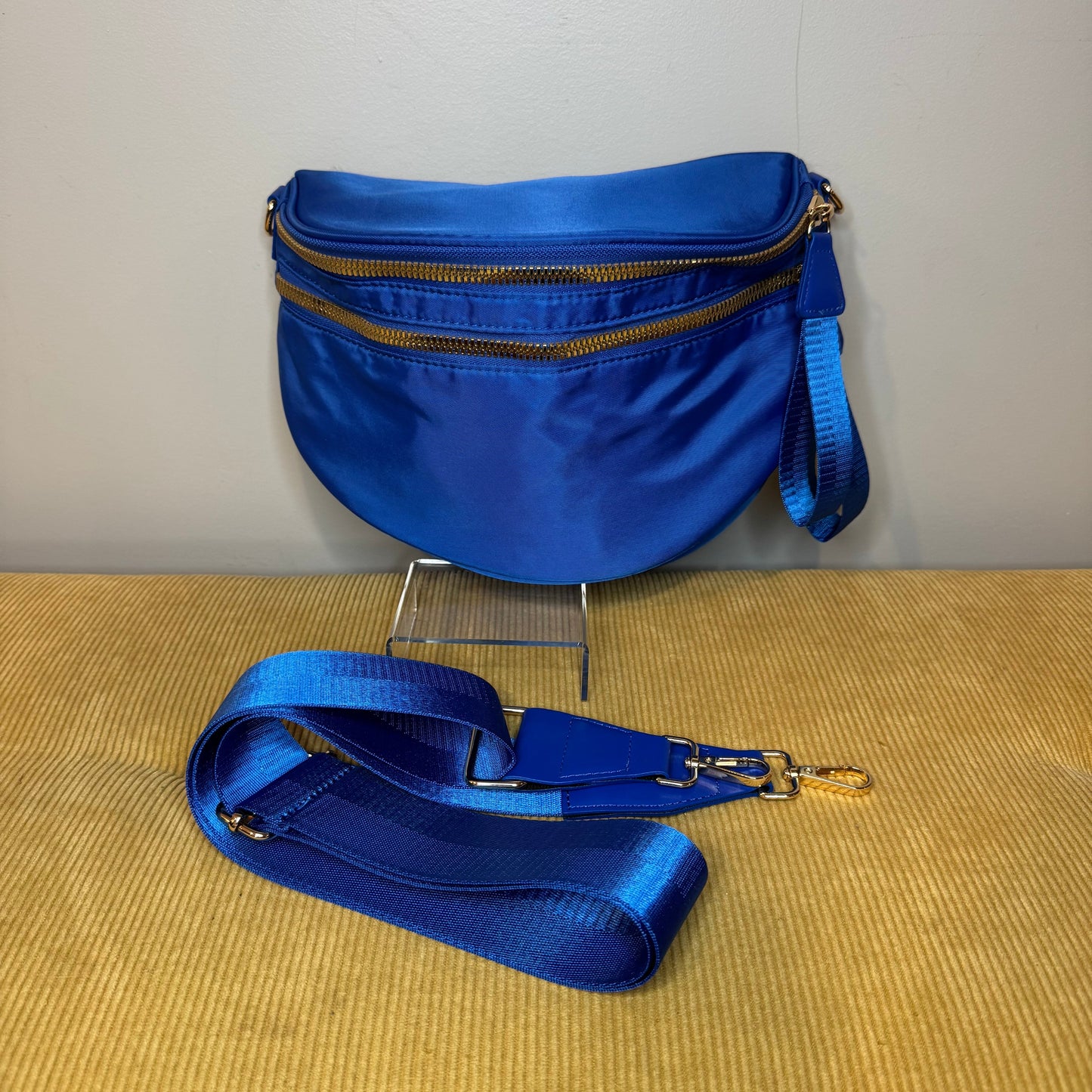 The Roni Nylon Crossbody - Solid Bright Blue