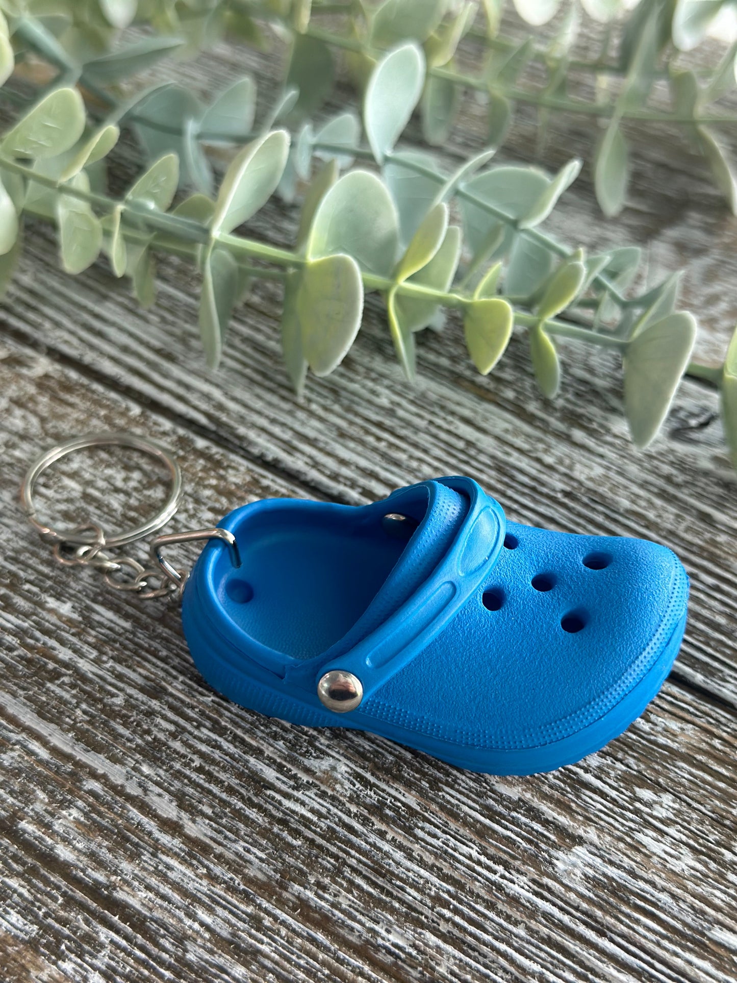 Little Lyle Shoe Keychain "Blue"