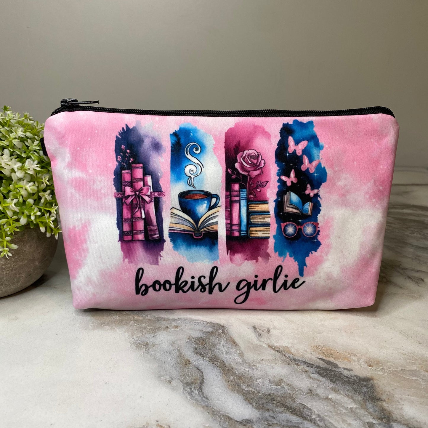 Pouch - Book Bookish Girlie