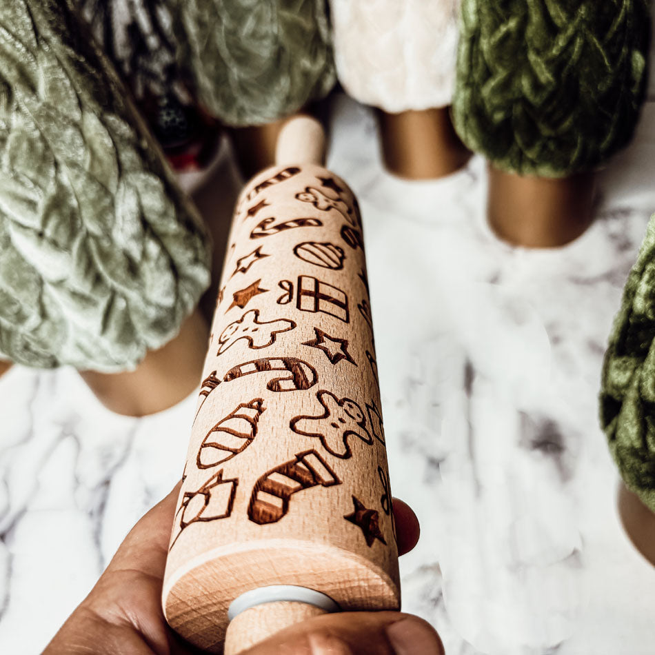 christmas rolling pin for sale
Christmas rolling pin set
Wooden carved christmas rolling pin
engraved christmas rolling pin