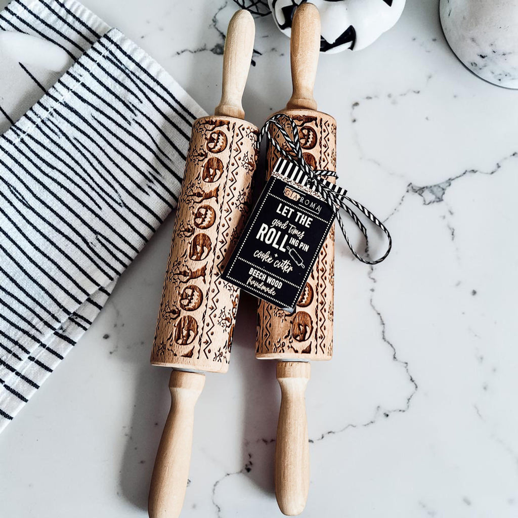custom pattern rolling pin pumpkins Halloween
rustic wooden rolling pin fall decor baking
Halloween cookie dough embossing roller
jack o lantern rolling pin for baking cookies
pumpkin engraved rolling pin gift idea
farmhouse style Halloween rolling pin decor