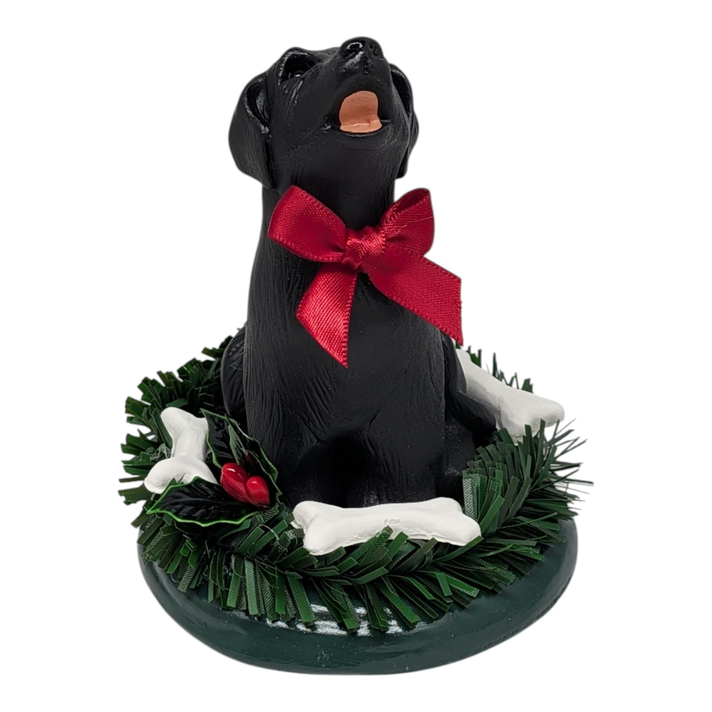Byers' Choice Dogs - Black Labrador in Wreath