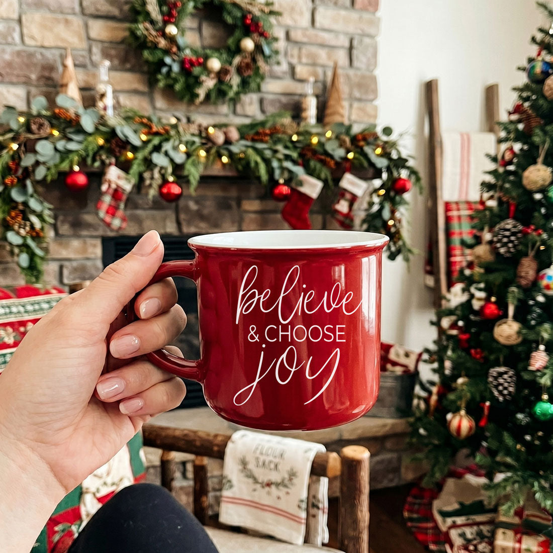 Christmas ceramic mug gift for coffee lovers
Festive holiday drinkware for hot cocoa
Cozy winter coffee mug with Christmas quote
Believe and Choose Joy holiday mug gift