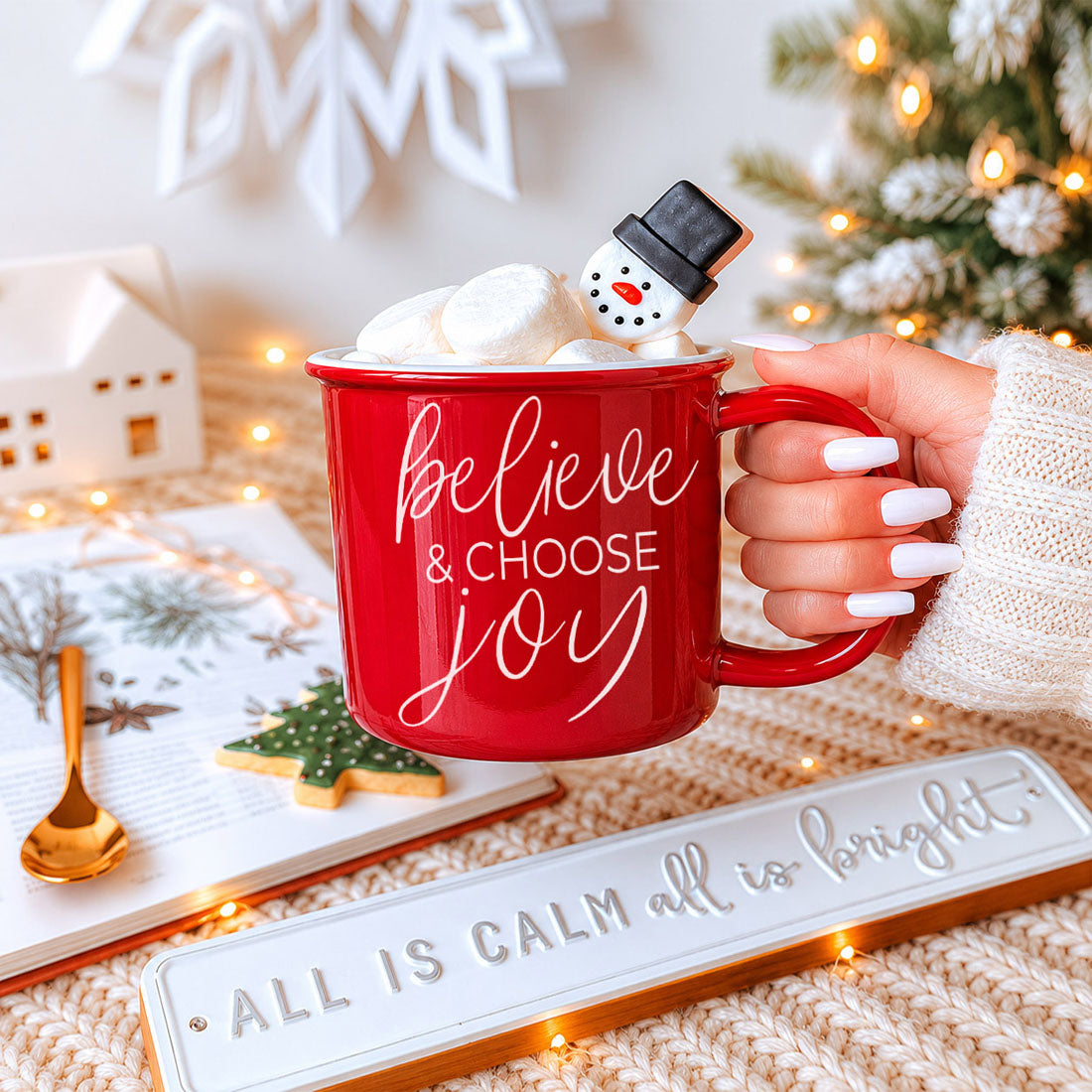 Cute festive coffee mug for women
Cozy cottage Christmas mug
Rustic Christmas kitchen decor
Holiday farmhouse drinkware
Christmas decor coffee cup display
Winter cottagecore coffee mug
Cozy cabin Christmas mug