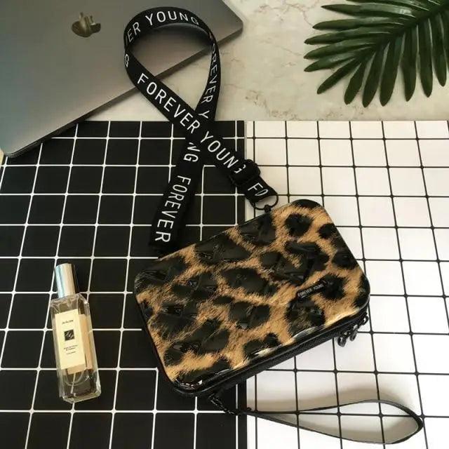 Delightful Designer Women Handbags For Women And Girls Small Shoulder Bag Women's Famous Clutch Bag