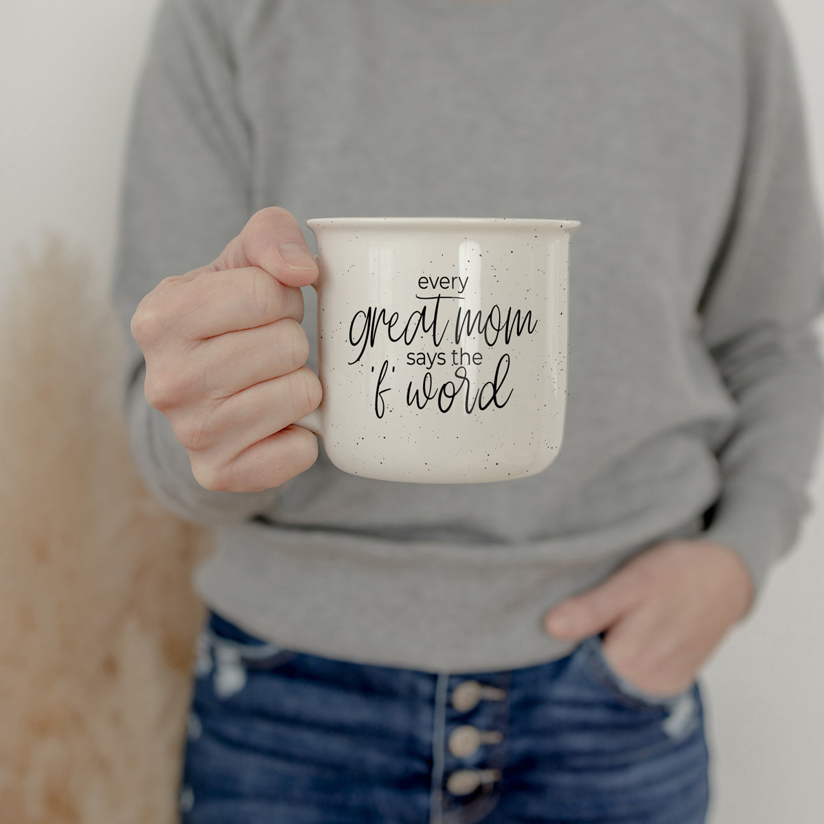 Search intent (gift-giving, humor, mom life)