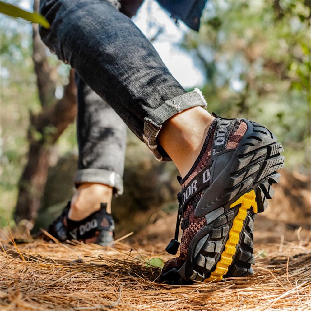Quick Dry Men Sneakers Slip On Upstream Shoes Water Hiking Beach Surfing Shoes Sandals Barefoot Beach Sneakers Swim Boating Fishing Yoga Gym