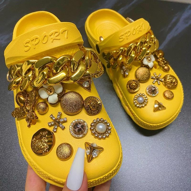 Summer Women Slippers Shoes With Charms Jewelry Garden Shoes Wedges Platform Sandals Antiskid Clogs Crystal Shoe Charms For Clog Sandals Jewelry Pearl Rhinestones Diamond Bling Shoe Decoration Fits Hole Shoes For Women