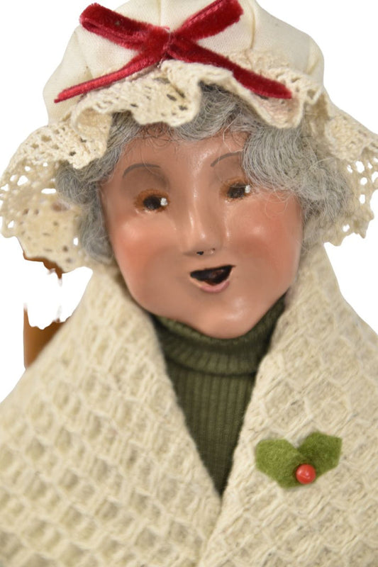Workshop Mrs Claus Caroler by Byers' Choice