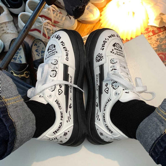Women's Sports Sneakers Platform Casual Summer Vintage College Student Flats Casual Lace Up Woman Comfort Walking Shoes White Women Sneakers